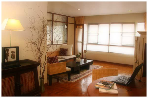 Each of the single room apartments also enjoy comfortable living rooms